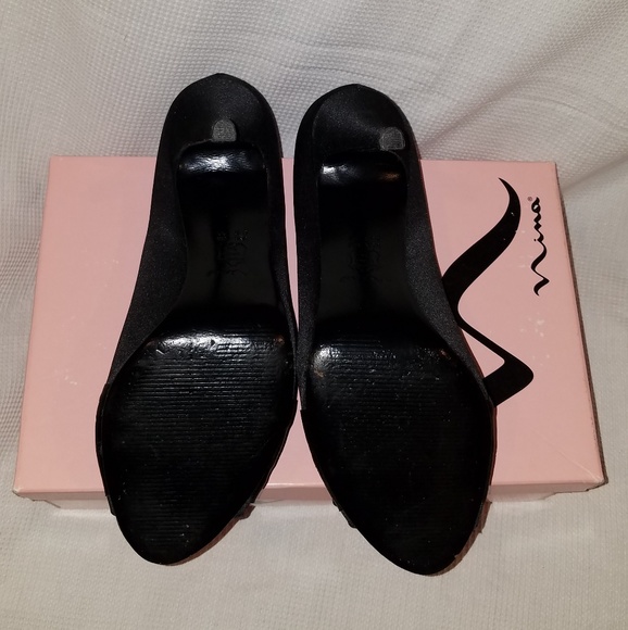 Nina Fulvia Black Dress Shoes - Picture 5 of 8